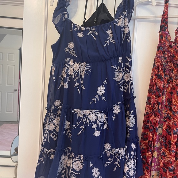 Lot of 5 dresses small Aritzia, Free People, Gap and Alterd State - Picture 5 of 7